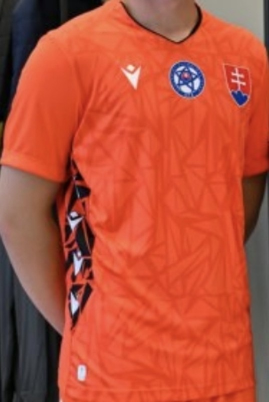 Slovakia 2024-25 GK 1 Kit
