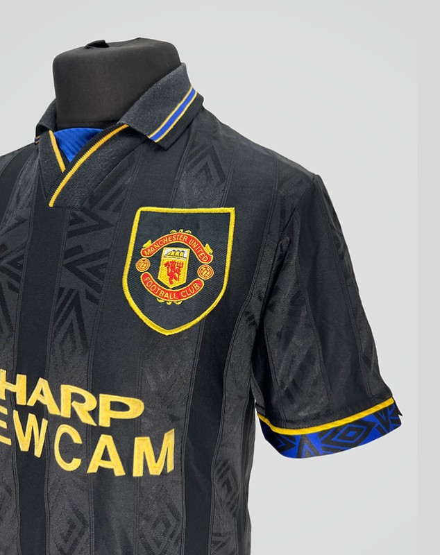 Manchester United 1993-94 Away Kit