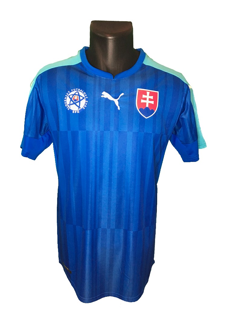 Slovakia 2016 Away Kit