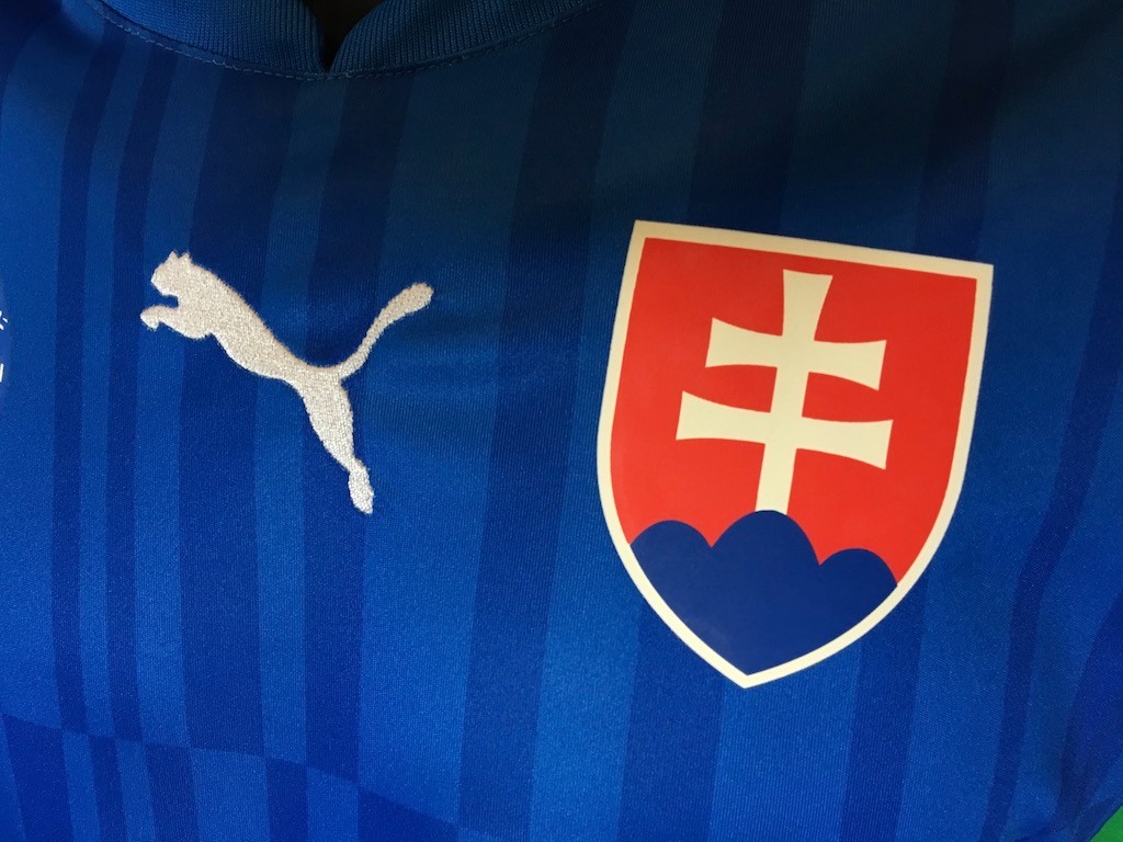 Slovakia 2016 Away Kit