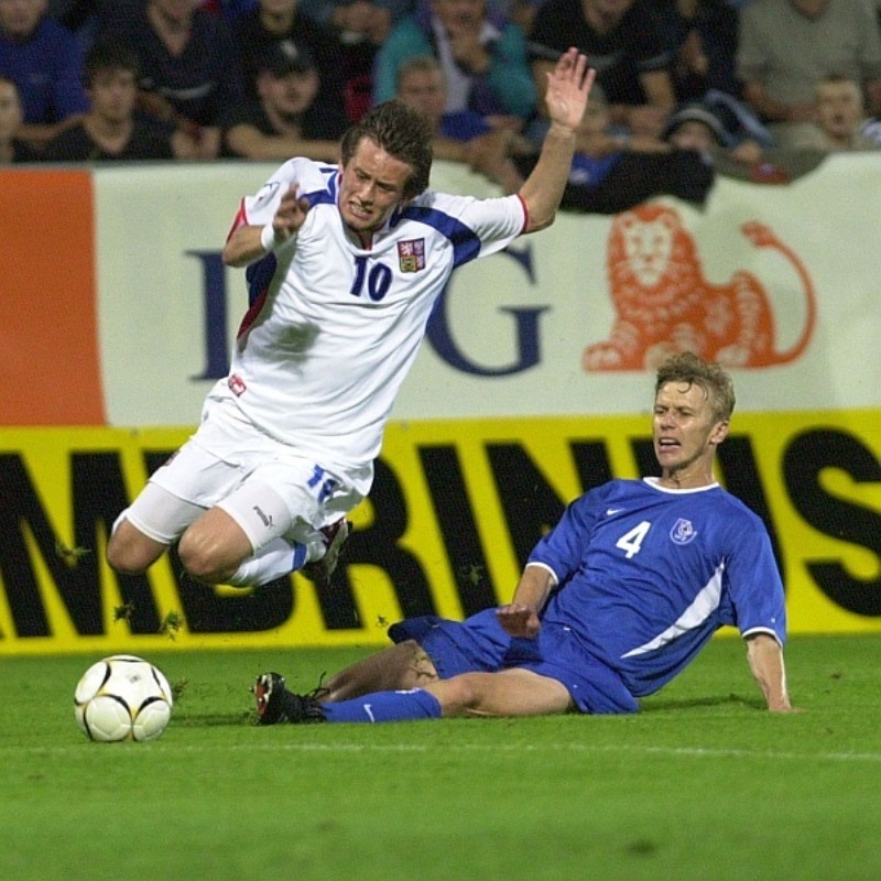 Slovakia 2002 Home Kit