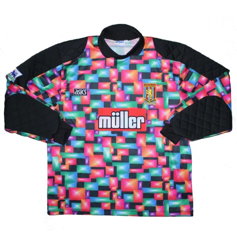 Aston Villa 1993-94 GK 4 Kit