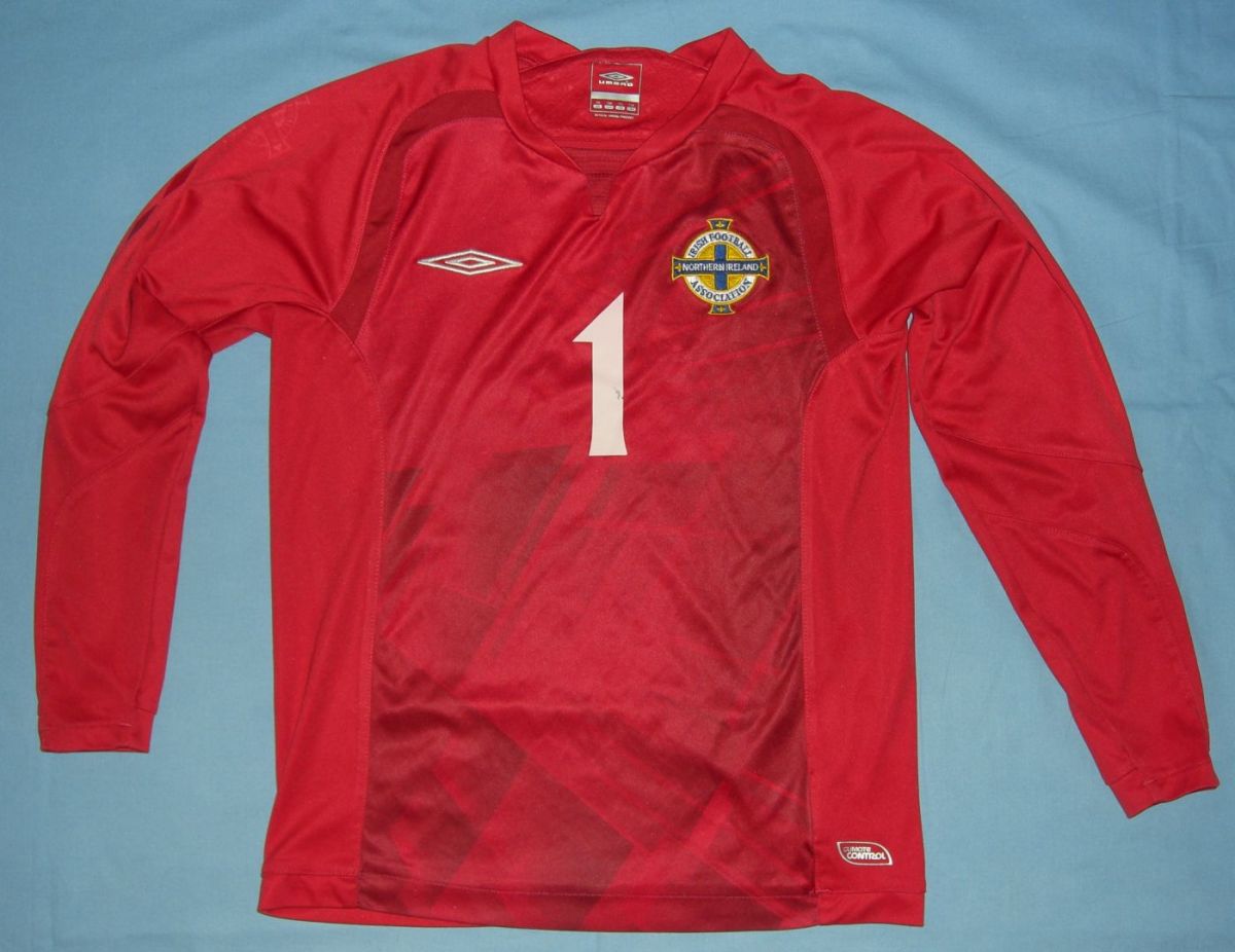 Northern Ireland 2009 GK 1 Kit