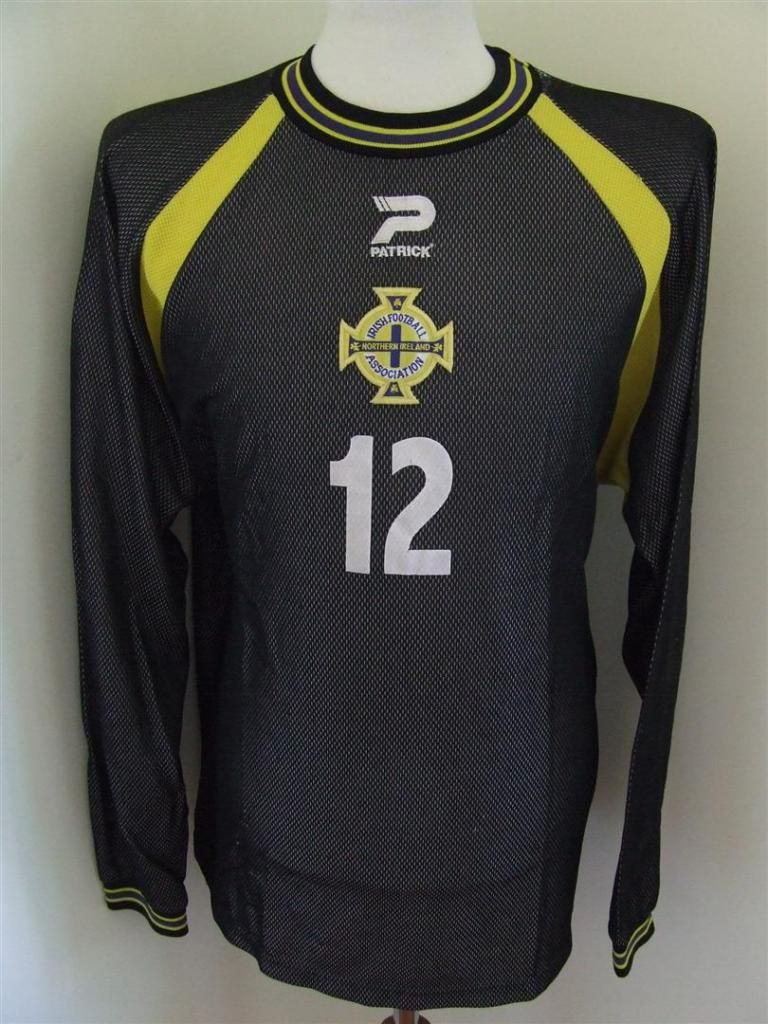 Northern Ireland 2002 GK 1 Kit