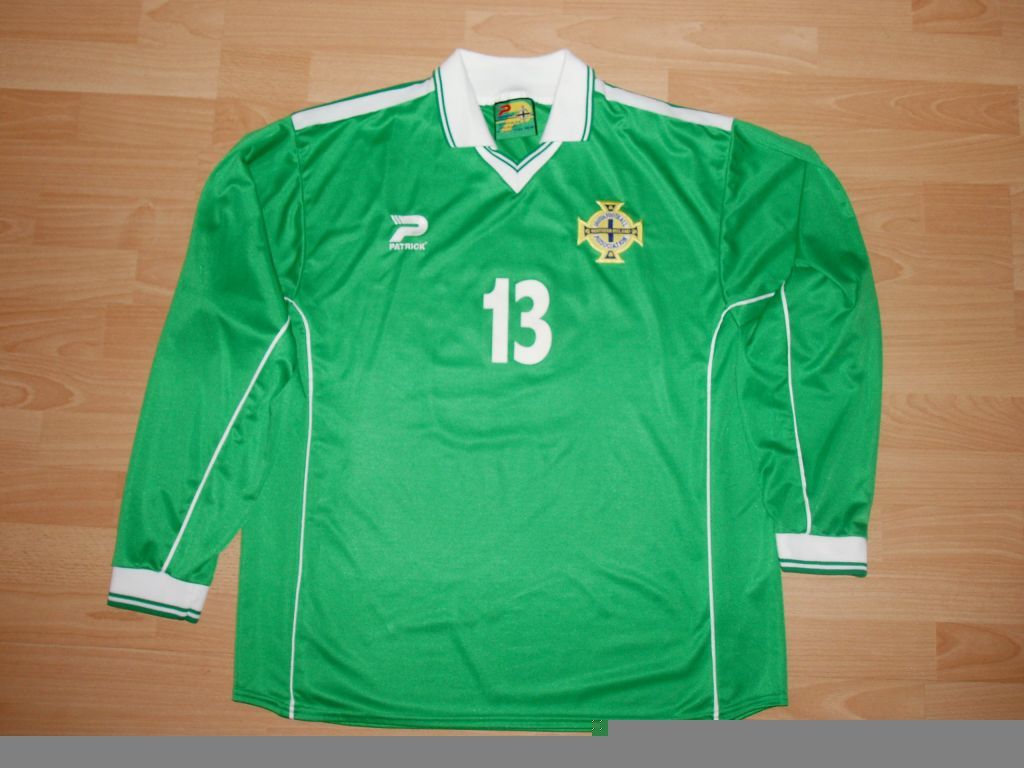 Northern Ireland 2000 Home Kit