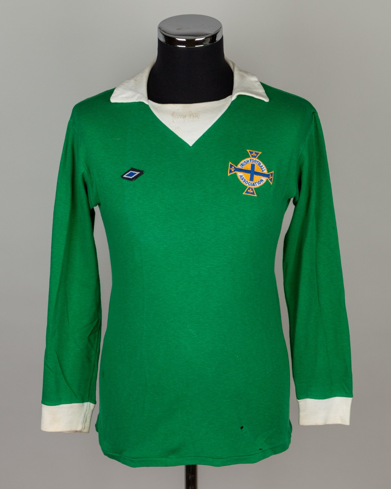 Northern Ireland 1976 Home Kit