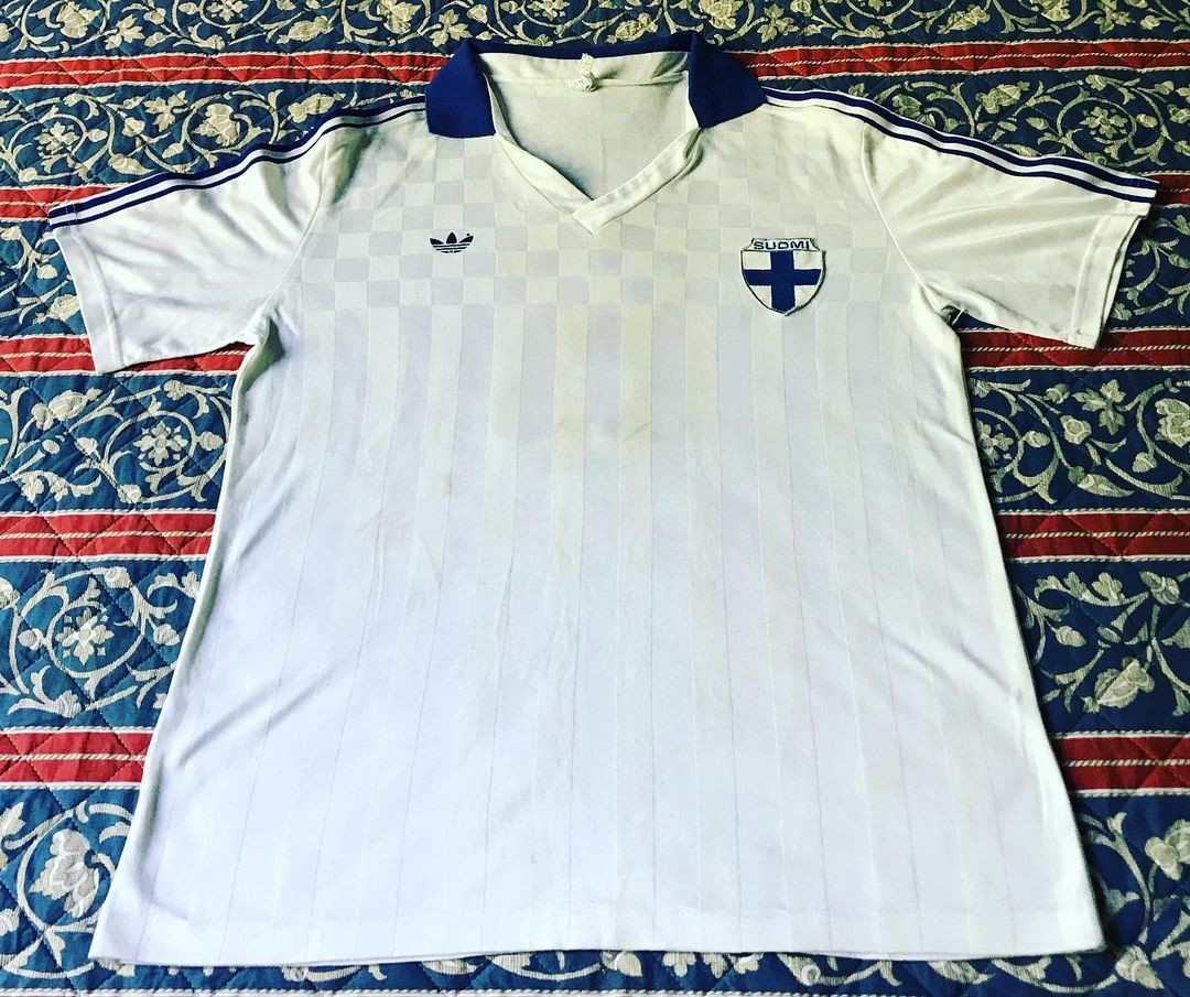Finland 1986 Home Kit