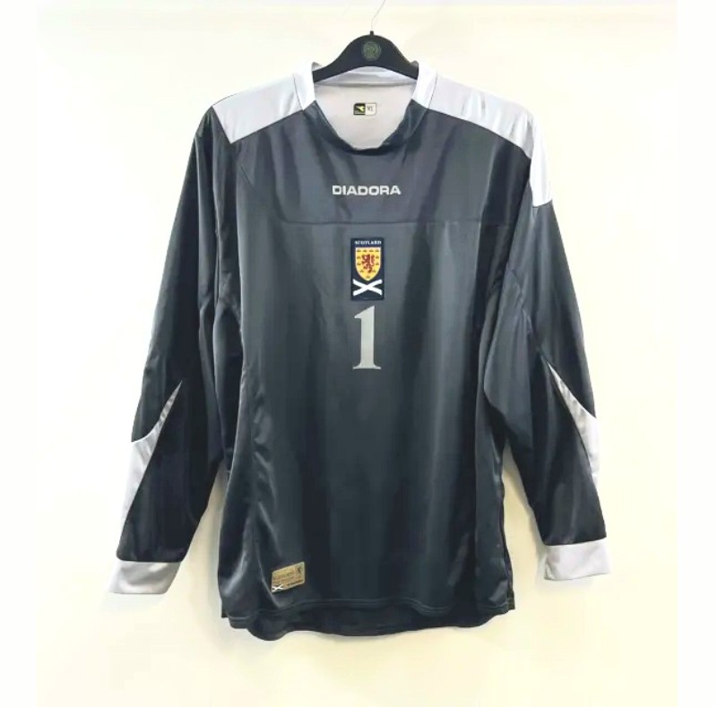 Scotland 2007 GK 1 Kit