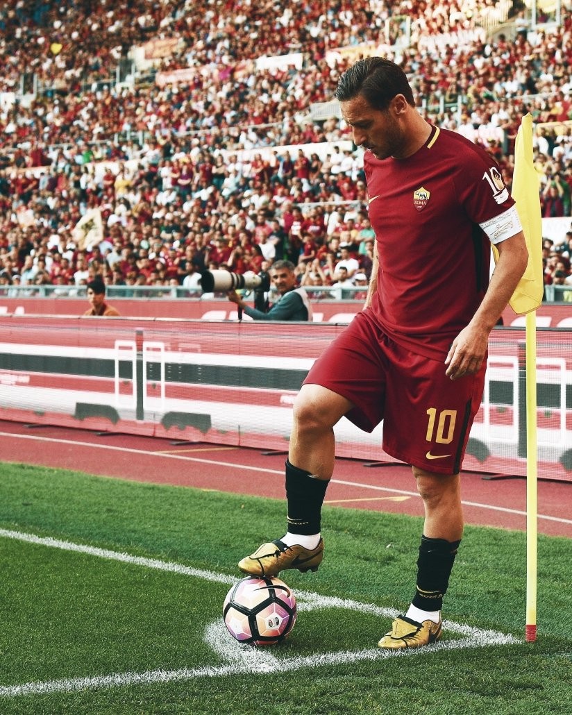 AS Roma 2017-18 Home V3 Kit