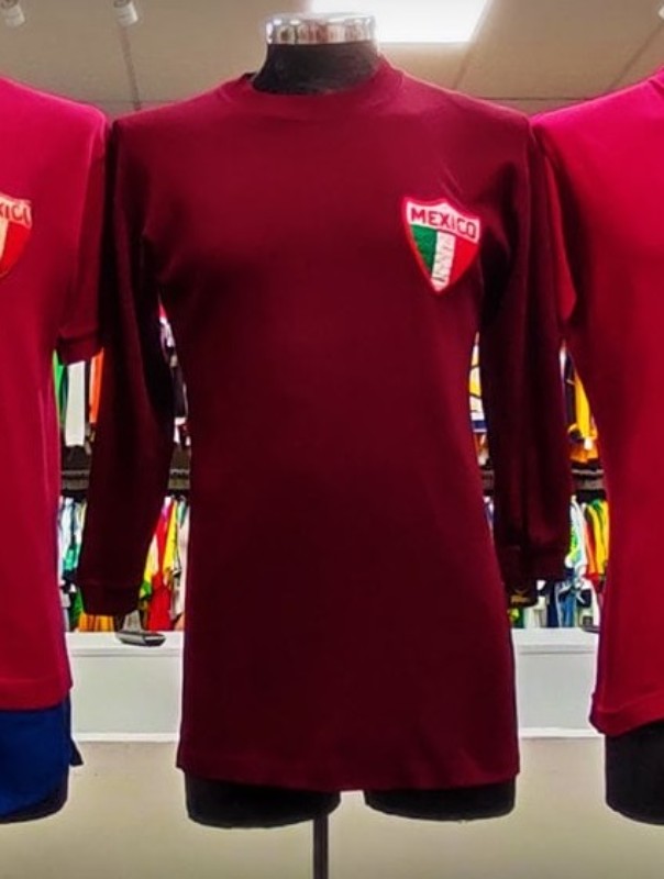 Mexico 1966 Away 2 Kit