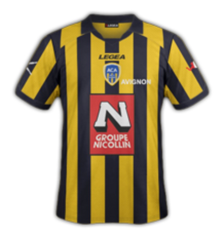 AC Arles-Avignon 2014-15 Home Kit