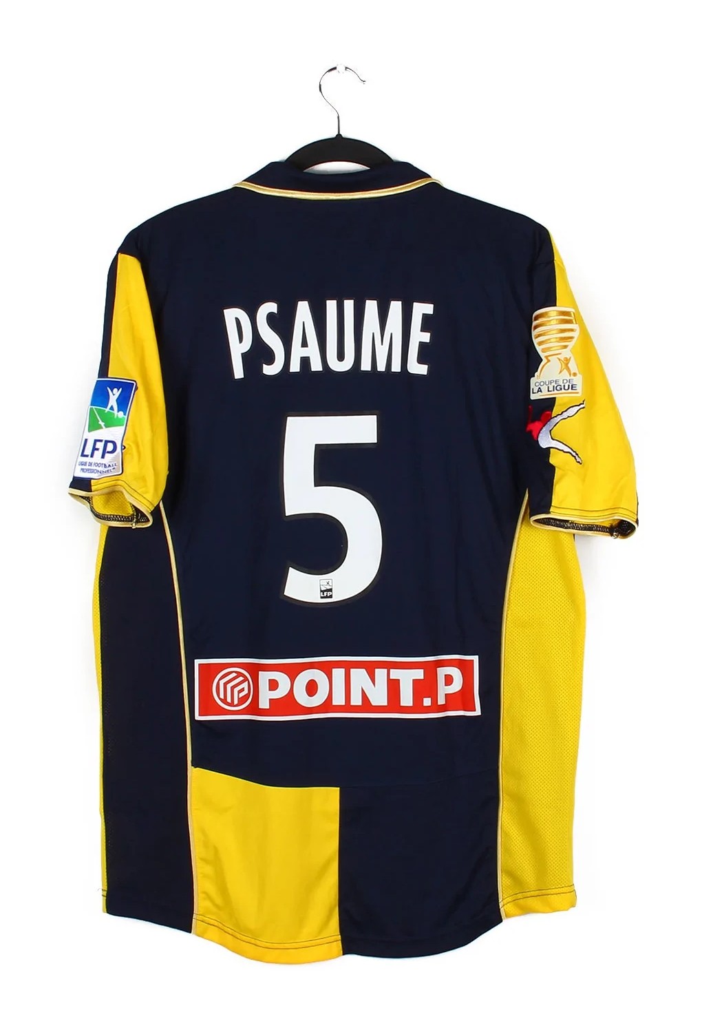 AC Arles-Avignon 2014-15 Cup Kit