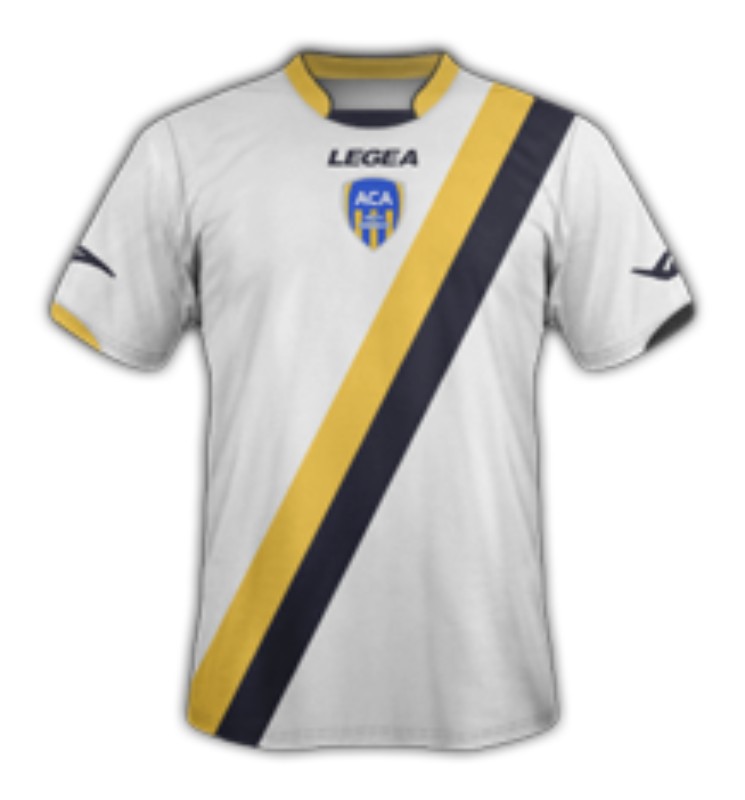 AC Arles-Avignon 2013-14 Away Kit