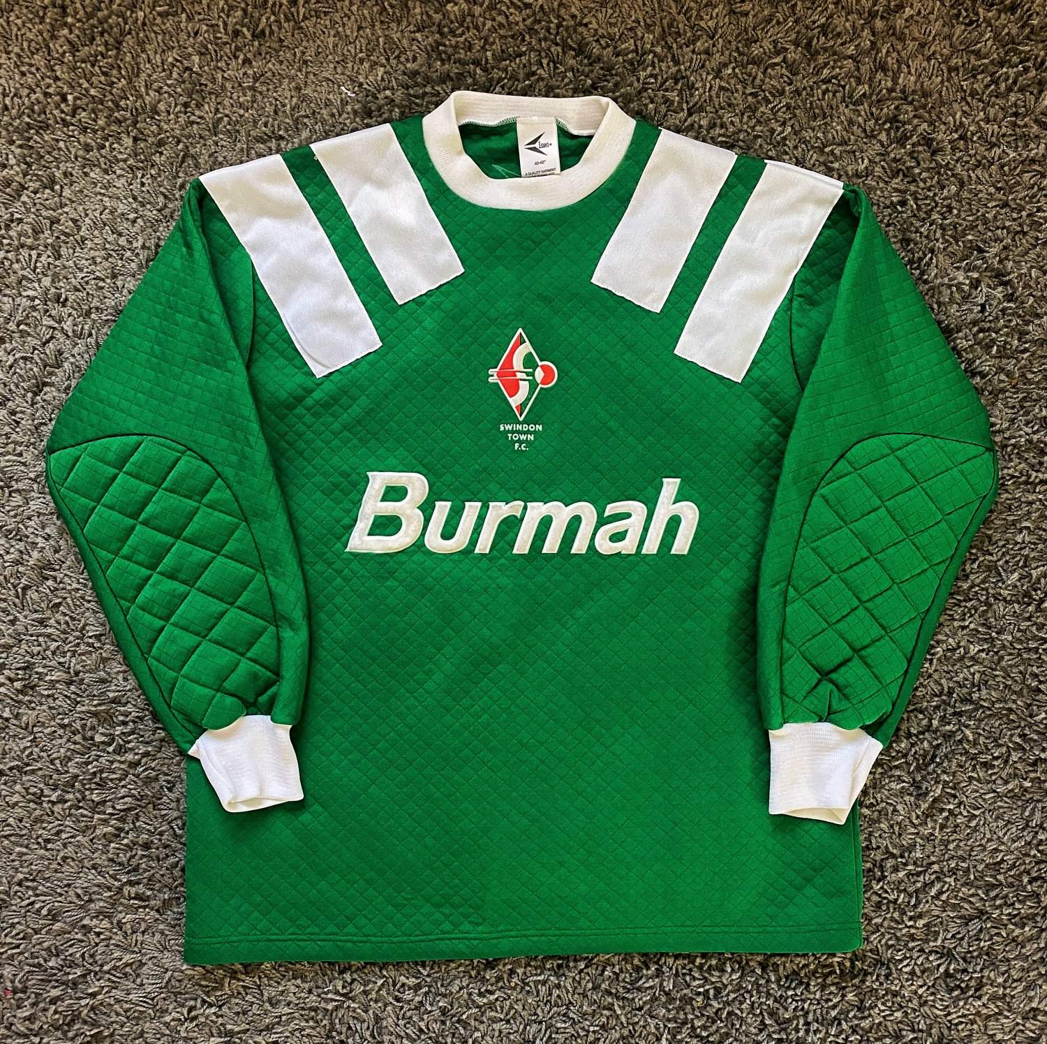 Swindon Town 1993-94 GK 1 Kit