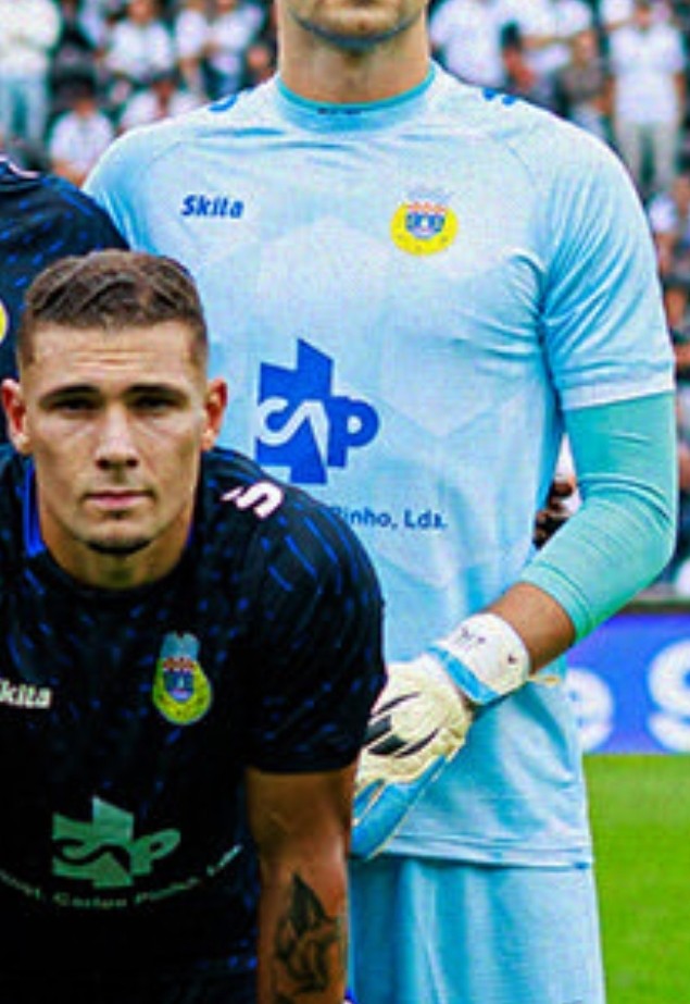 FC Arouca 2025-26 GK 2 Kit