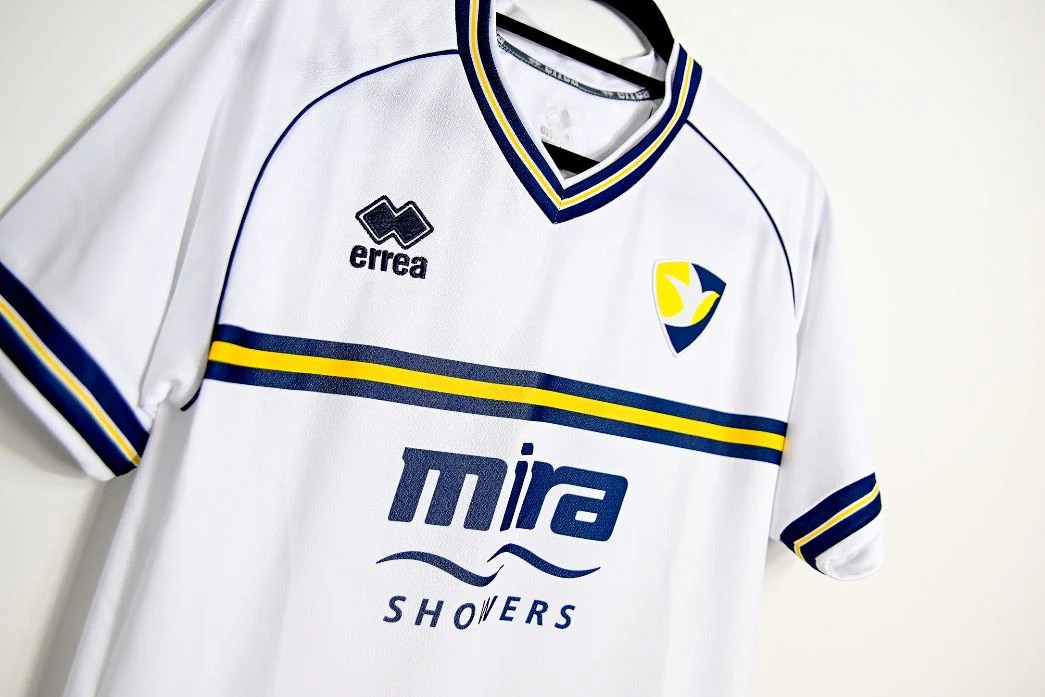 Cheltenham Town 2025-26 Away Kit