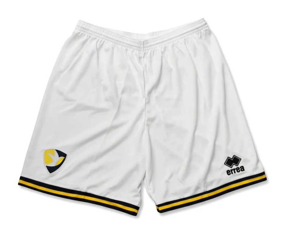 Cheltenham Town 2025-26 Away Kit