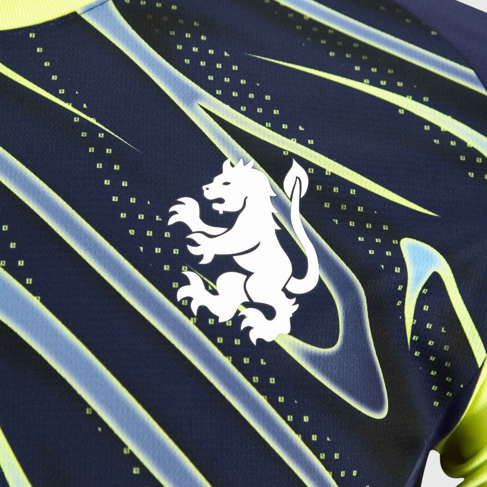 Crewe Alexandra 2025-26 Away Kit