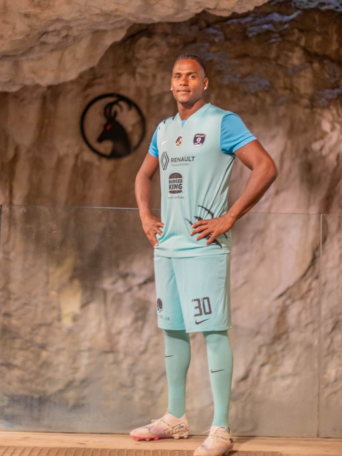Thonon Évian Grand Genève 2025-26 Third Kit