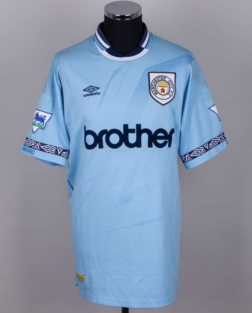 Manchester City 1994-95 Home Kit