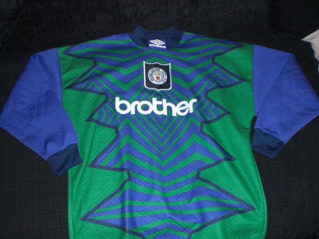 Manchester City 1994-95 GK Kit