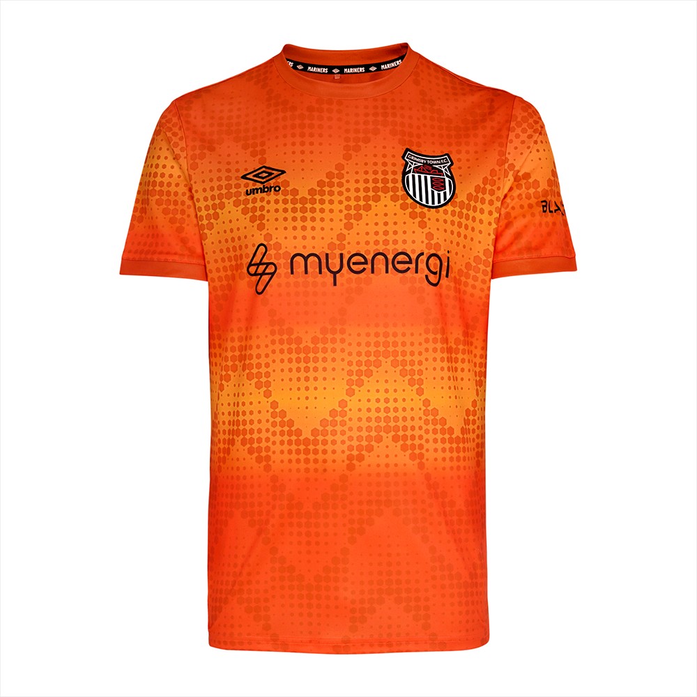 Grimsby Town 2025-26 GK 2 Kit
