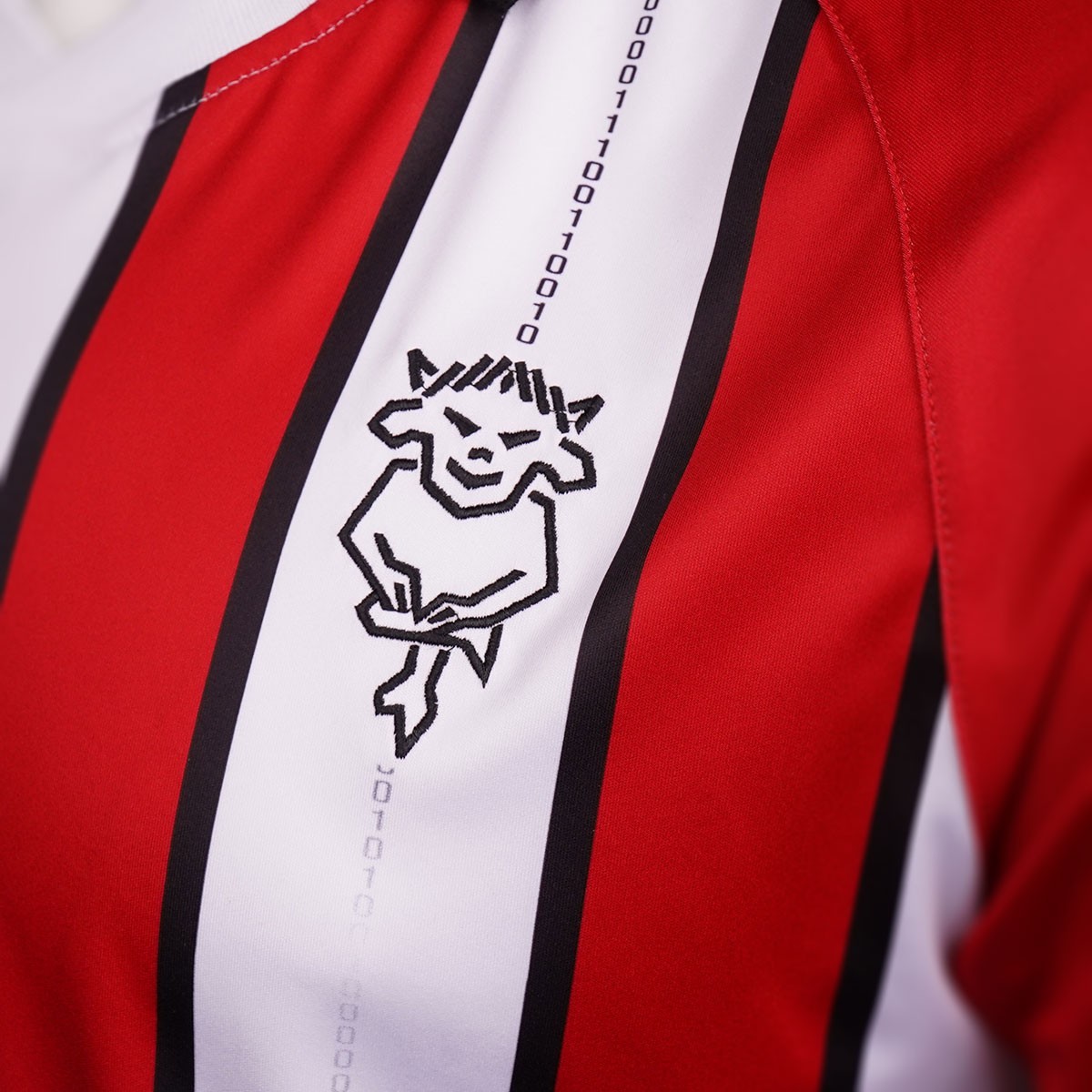 Lincoln City 2025-26 Home Kit