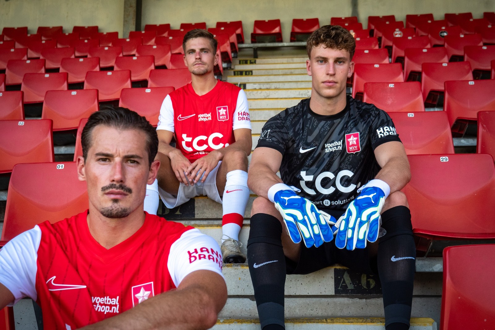 MVV Maastricht 2025-26 GK 1 Kit