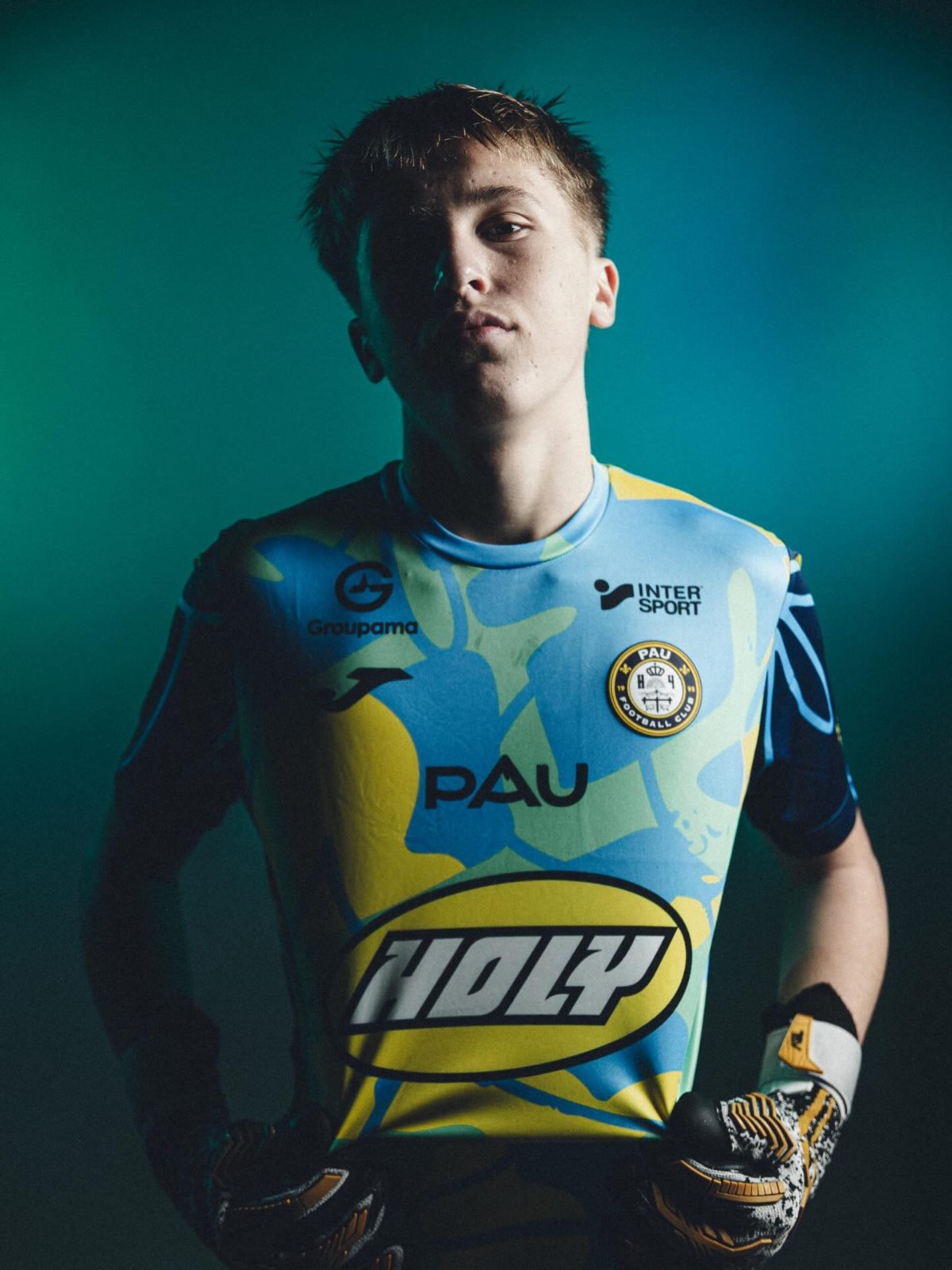 Pau FC 2025-26 GK Special Kit