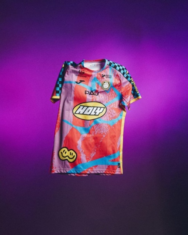 Pau FC 2025-26 GK Special 2 Kit