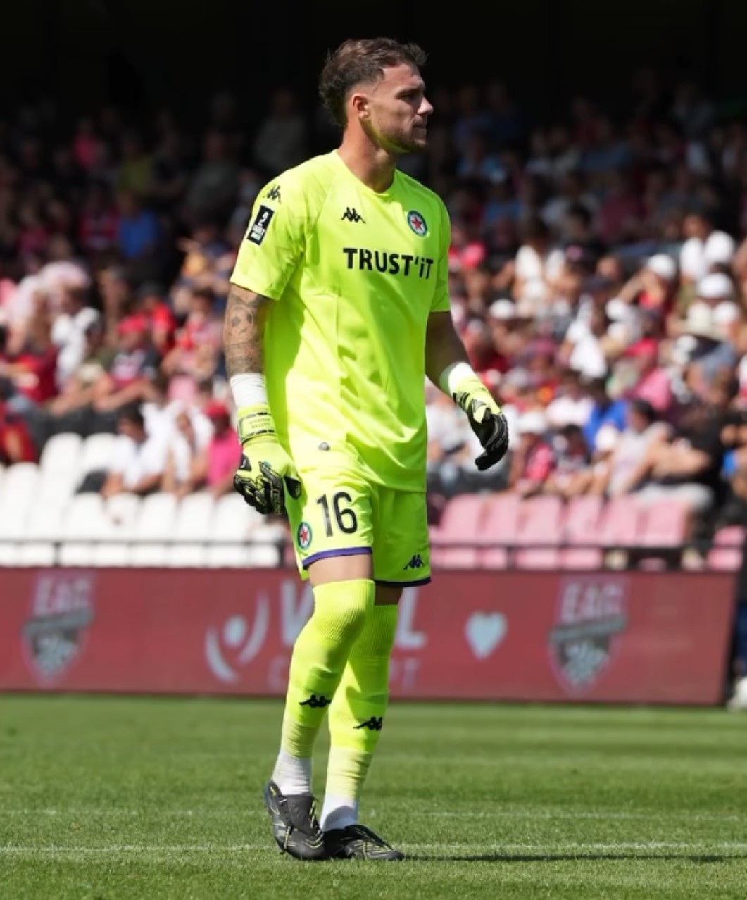 Red Star Paris 2025-26 GK 1 Kit