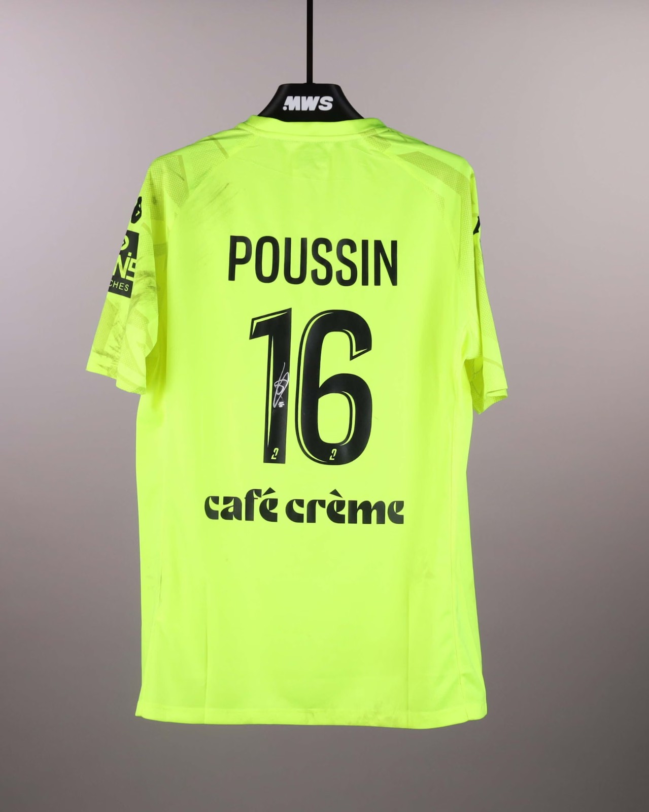 Red Star Paris 2025-26 GK 1 V2 Kit