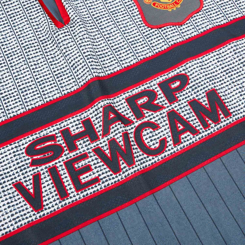 Manchester United 1995-96 Away Kit
