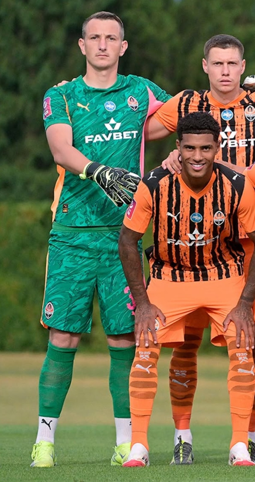 Shakhtar Donetsk 2025-26 GK 1 Kit