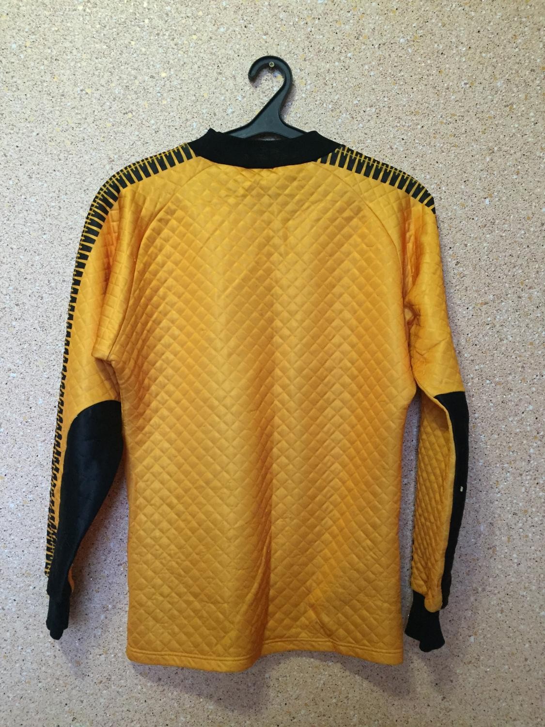 Queens Park Rangers 1995-96 GK 1 Kit