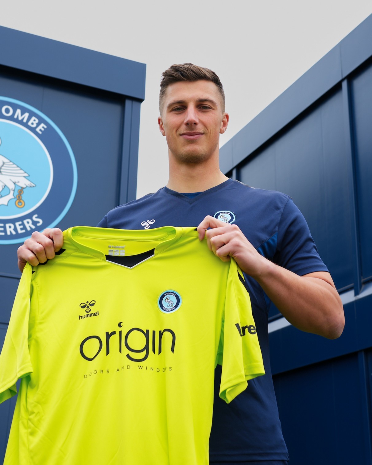 Wycombe Wanderers 2025-26 GK 3 Kit