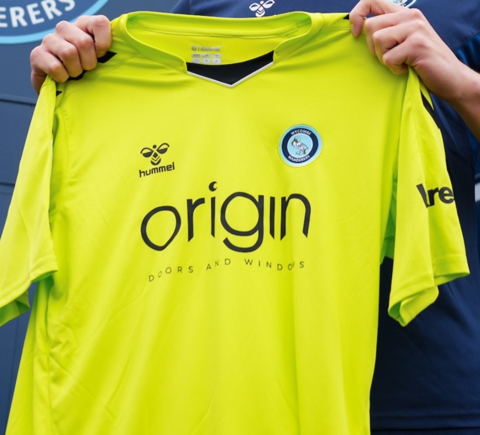 Wycombe Wanderers 2025-26 GK 3 Kit