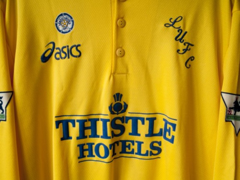 Leeds United 1995-96 Third Kit