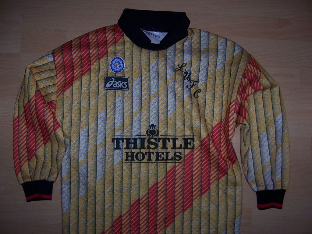 Leeds United 1995-96 GK 1 Kit