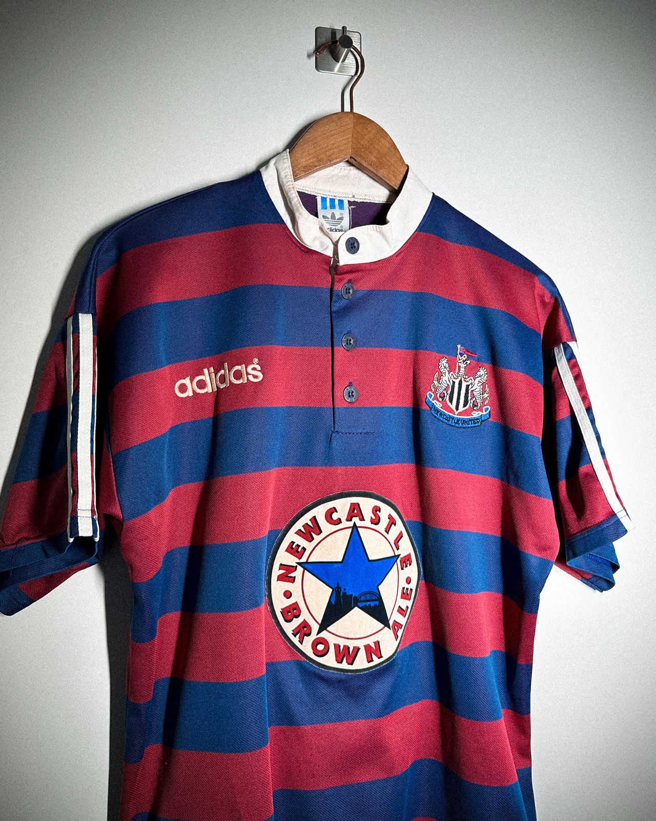 Newcastle United 1995-96 Away Kit
