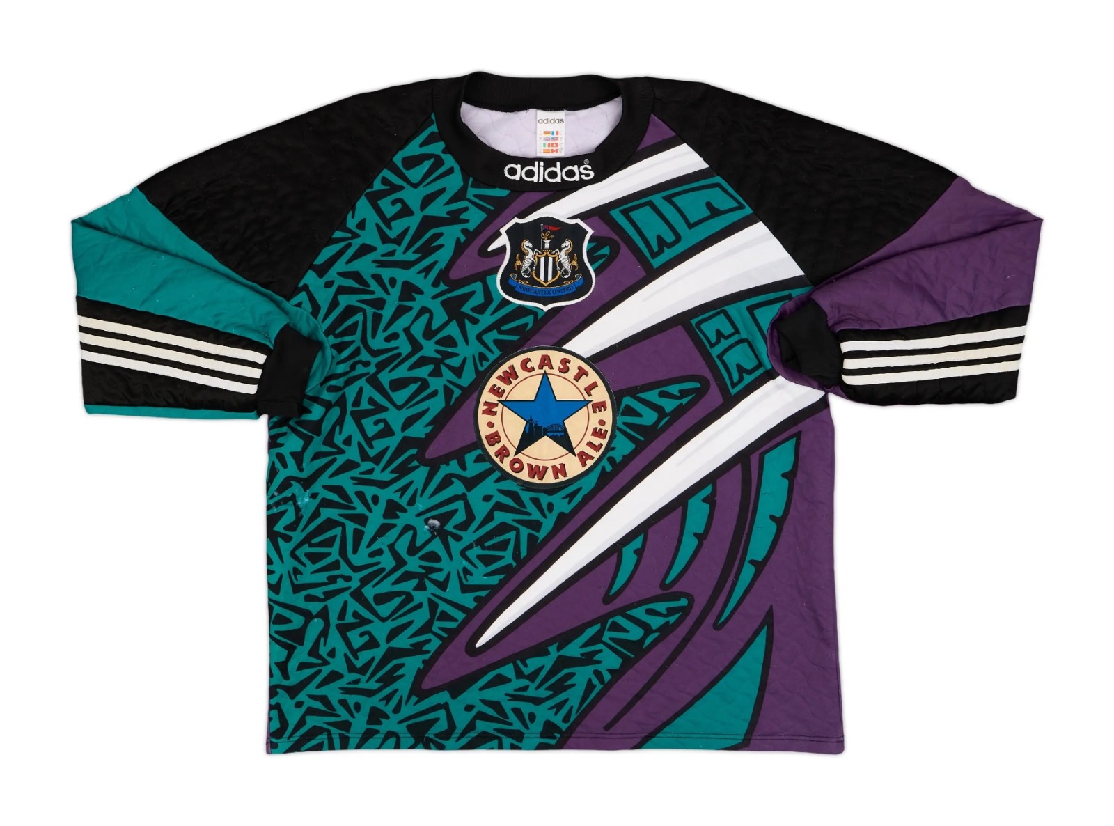 Newcastle United 1995-96 GK 2 Kit