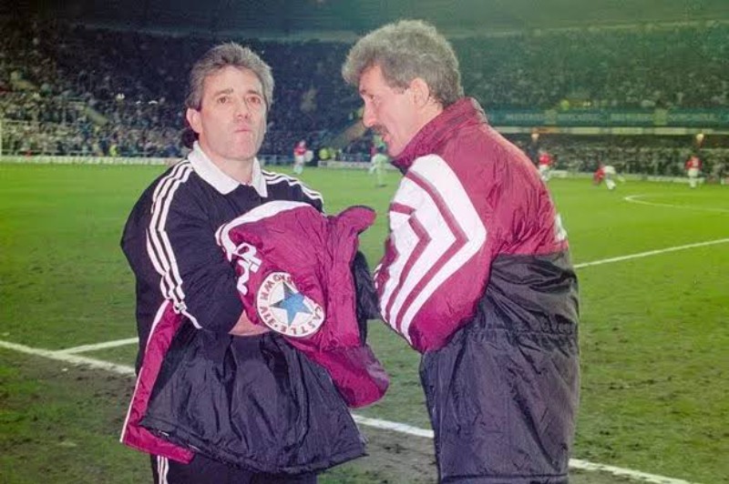 Newcastle United 1995-96 Bench Kit