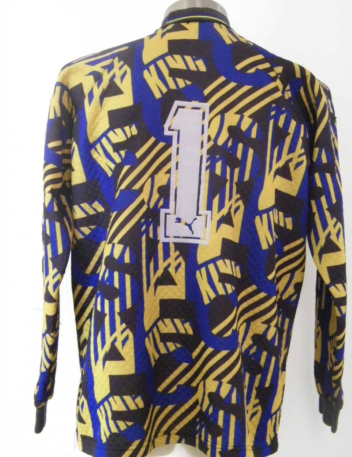 Sheffield Wednesday 1996-97 GK 1 Kit