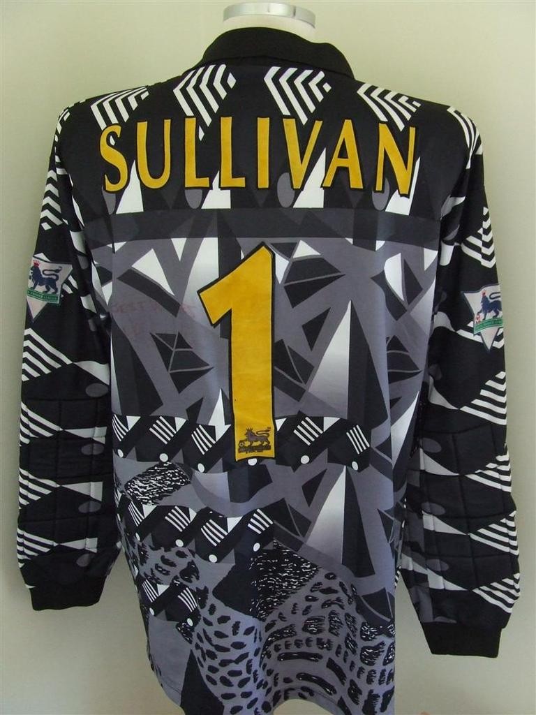 Wimbledon 1996-97 GK 1 Kit