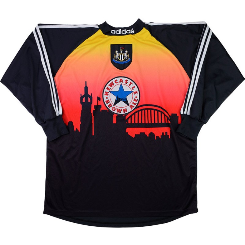 Newcastle United 1996-97 GK 1 Kit