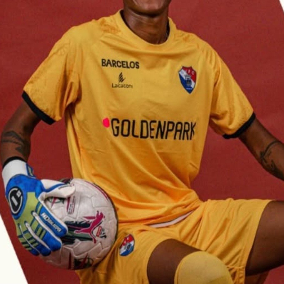 Gil Vicente 2024-25 GK Home Kit