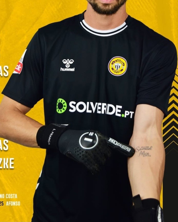 CD Nacional 2024-25 GK 2 Kit