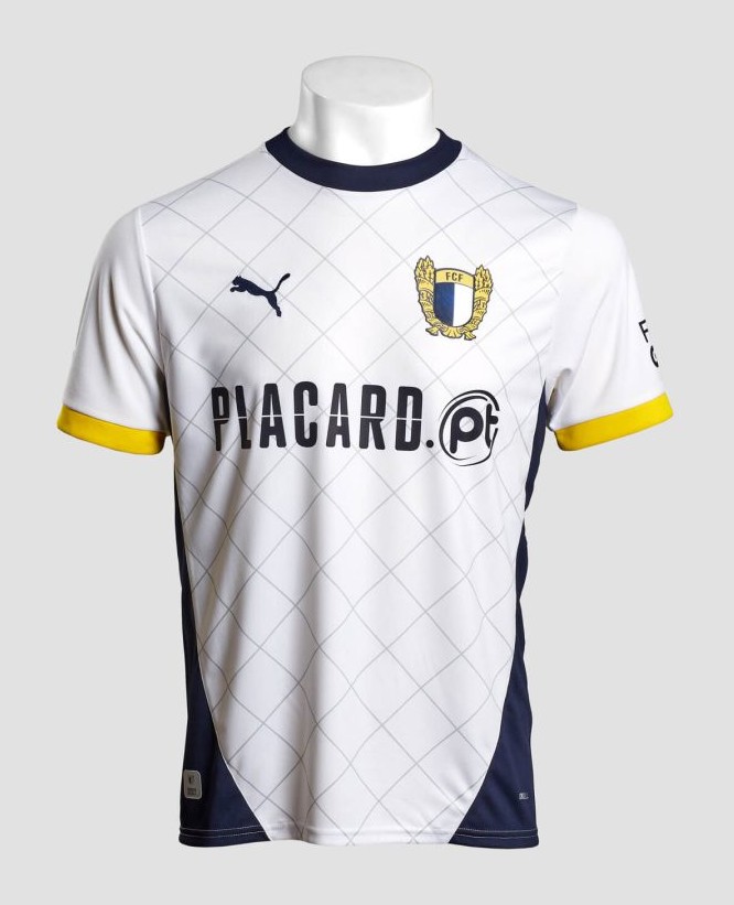 Famalicão 2024-25 Home Kit