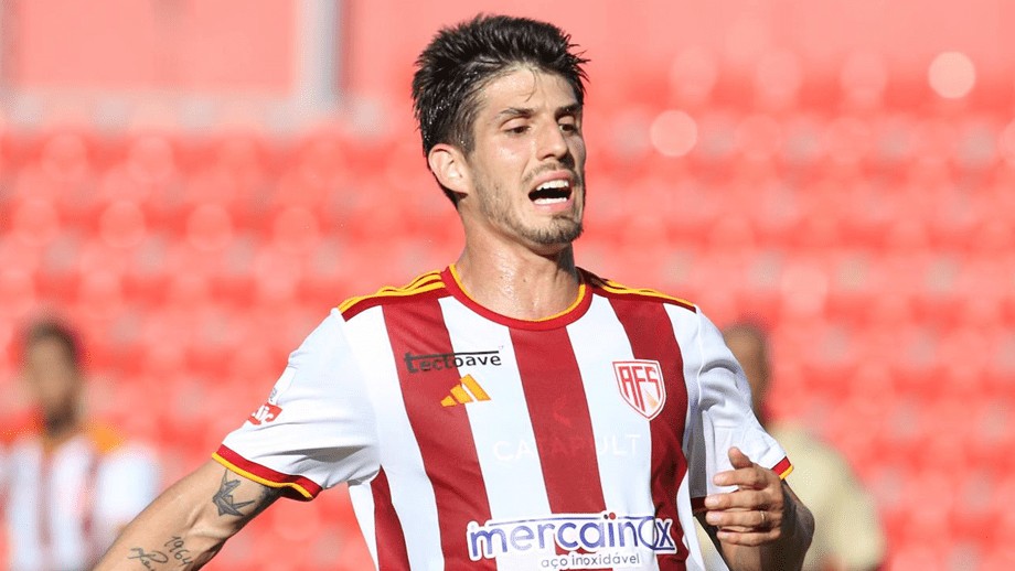 AVS Futebol SAD 2024-25 Home Kit