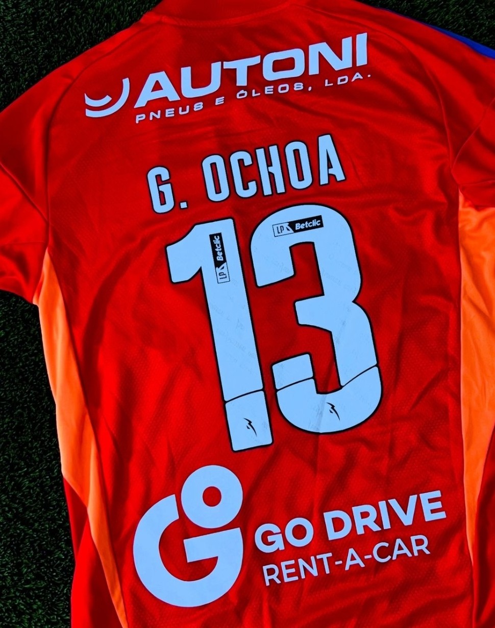 AVS Futebol SAD 2024-25 GK 1 Kit